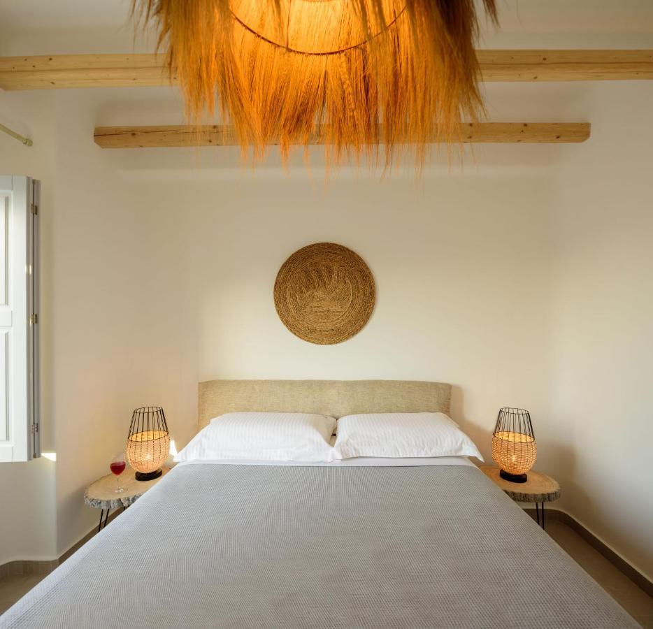 Acro Blue Luxury Villas อาโกรตีรี ภายนอก รูปภาพ